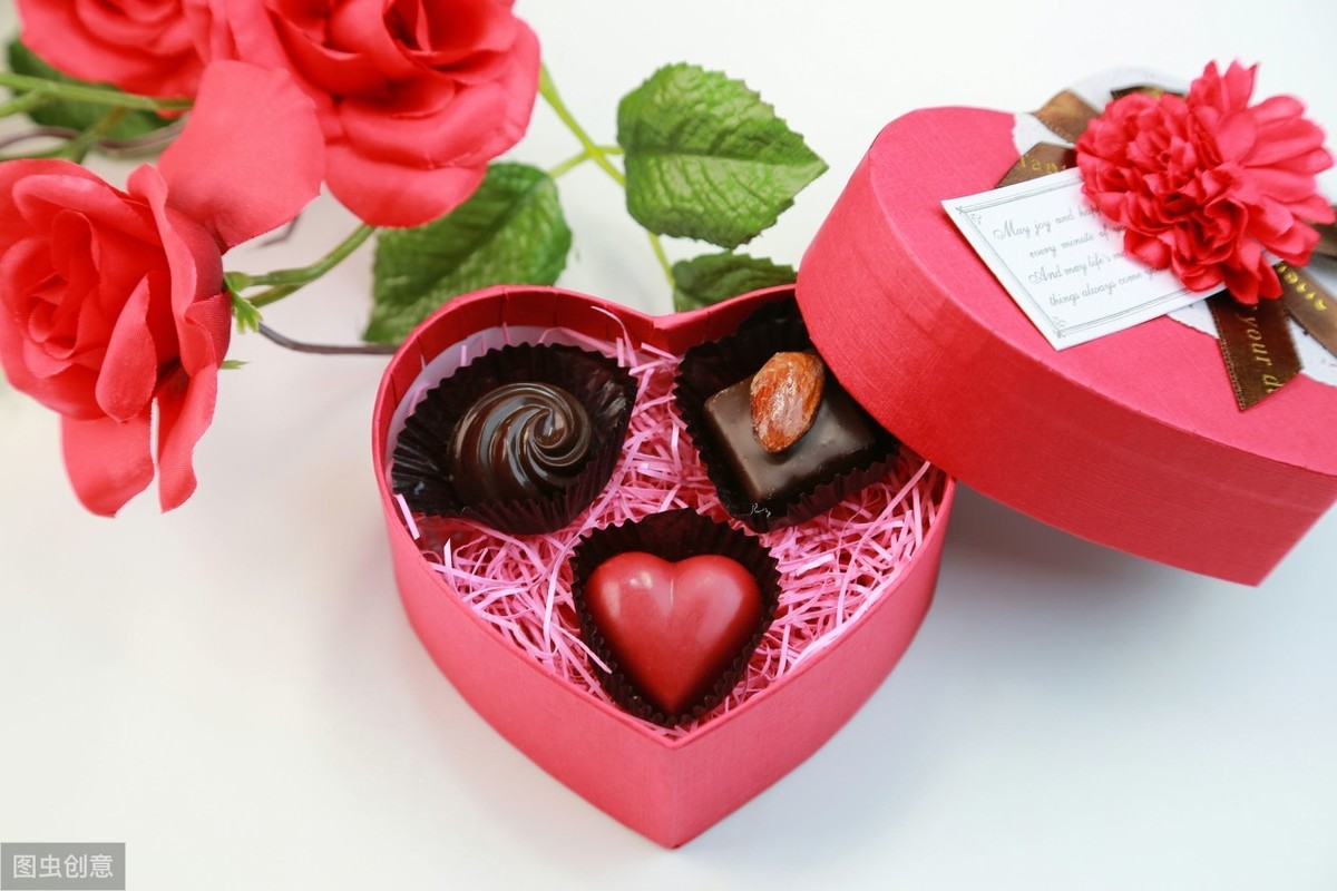 讽刺爱情的经典句子（特别讽刺的情感语录）