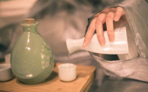 表达爱意的诗句简短（古代表达爱情的诗句）