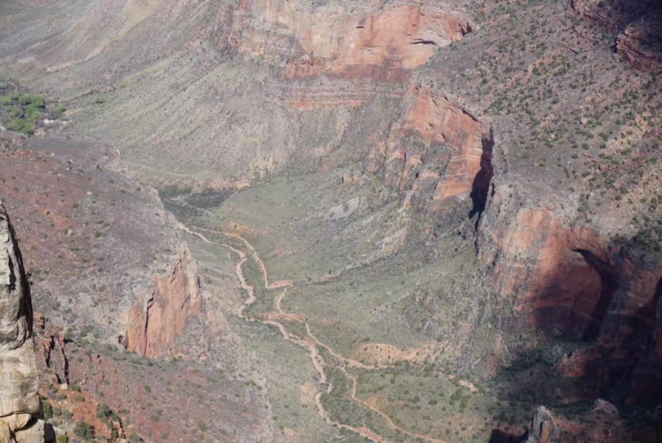 老子二章翻译及原文（老子第二章原文和翻译赏析）