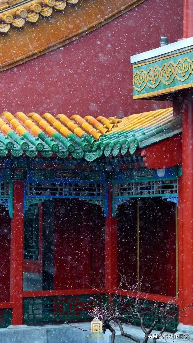 故宫的诗句和名言（描写紫禁城的唯美句子）