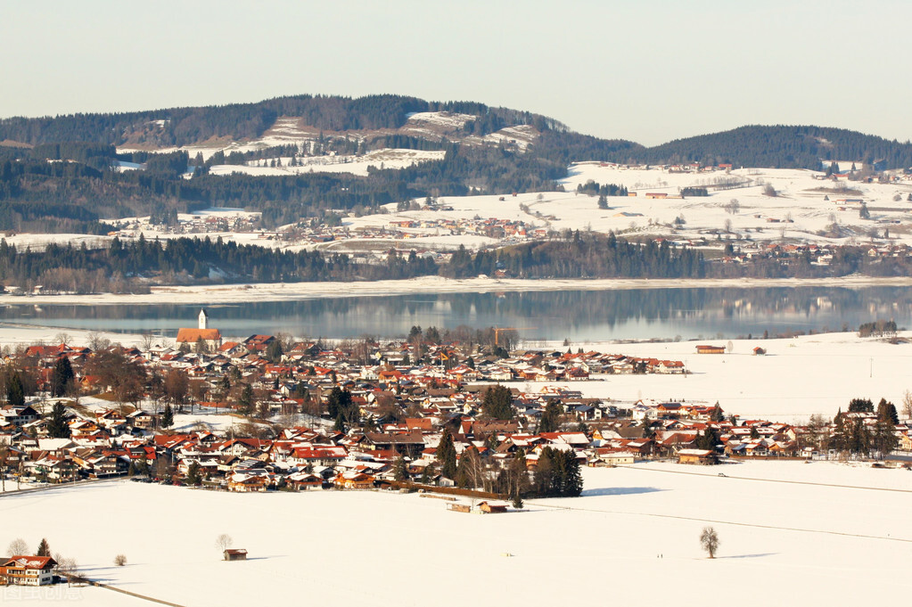 一个冬天的童话全文（德国一个冬天的童话赏析）