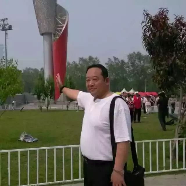 形容雾大朦胧美的诗句（8首优美古诗词）