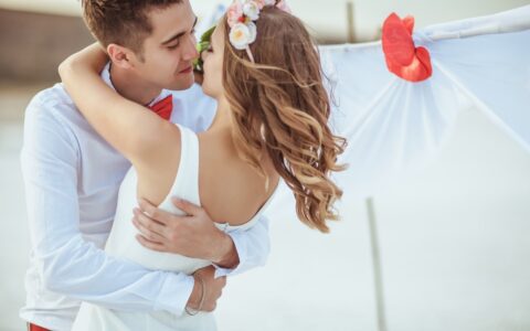 形容家庭和睦的成语（寓意家庭和睦的成语分享）