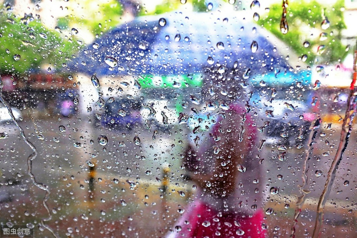 冬天的雨怎么形容成语（描写夏天的成语和诗句）