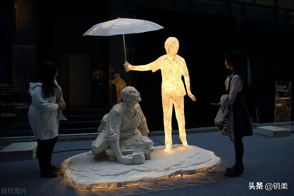 人性的丑陋的经典句子（幽默讽刺人性丑陋的话）