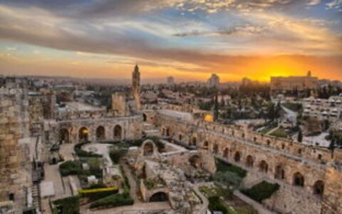 清廉的诗句七言律诗（最经典的七言律诗）