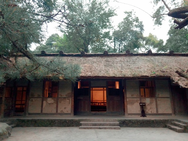 茅屋为秋风所破歌原文及翻译（杜甫茅屋为秋风所破歌原文）