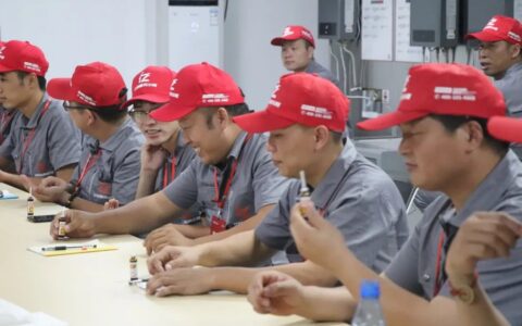 为客户提供优质的服务的句子（服务到位的正能量句子）