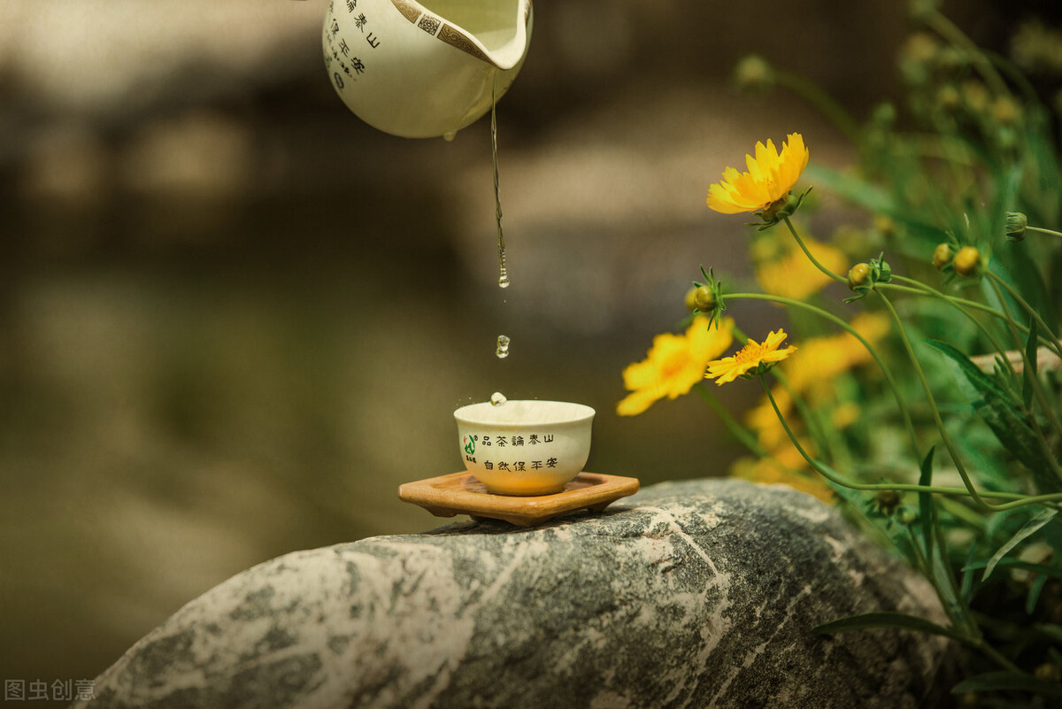 关于茶的古诗有哪些（十首最出名的茶诗）