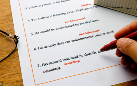 大学通知信英语作文模板（优秀英语作文范文）