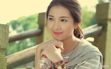 赞美50岁女人的句子大全（称赞女人的诗句）