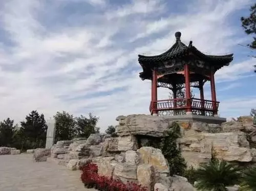 形容风景的诗句（关于大自然美景的诗句）
