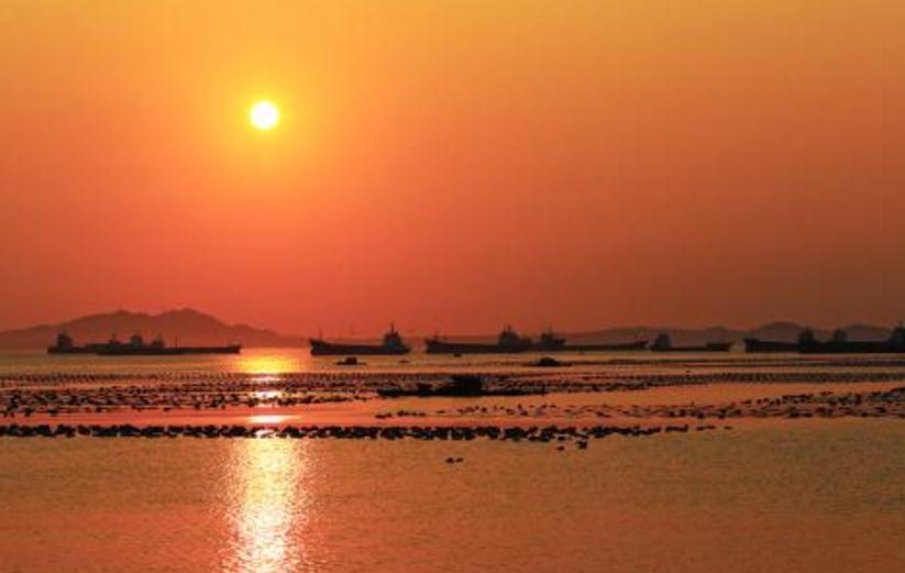 夕阳西下的唯美句子（一句简短的日落句子）