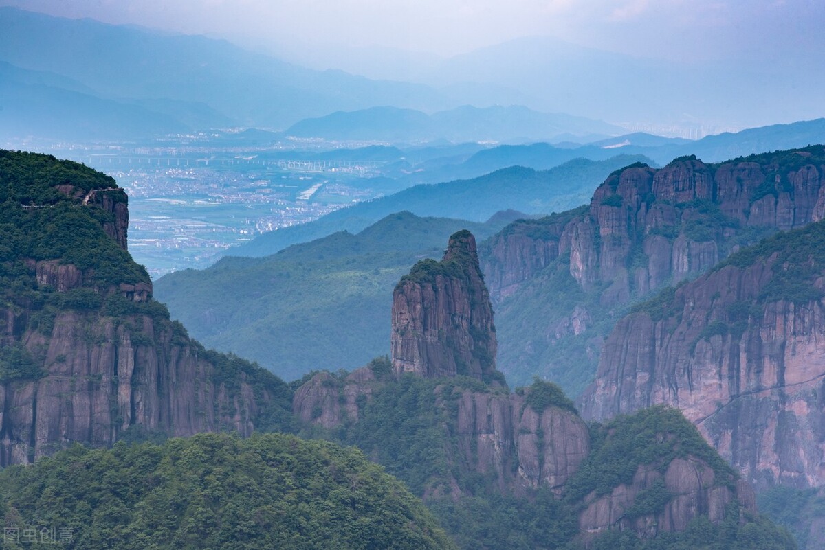 梦游天姥吟留别赏析（梦游天姥吟留别手法赏析）