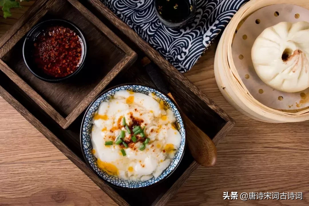 美食与人生的经典句子（生活美食正能量句子）