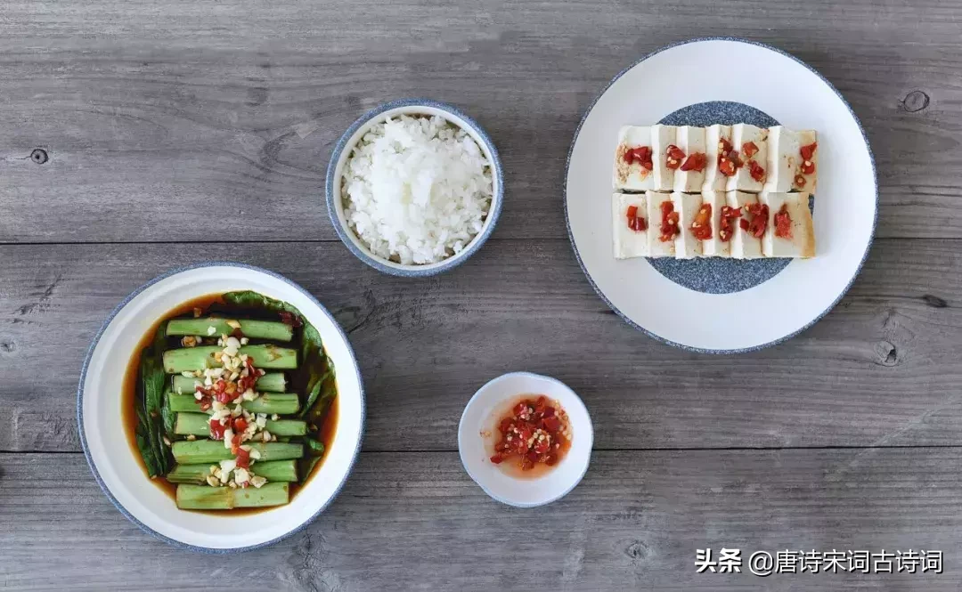 美食与人生的经典句子（生活美食正能量句子）