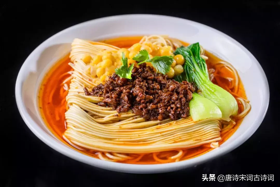 美食与人生的经典句子（生活美食正能量句子）