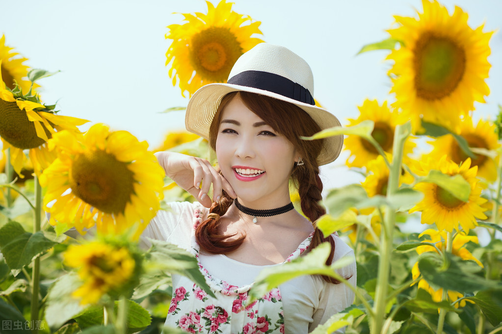 生活阳光温暖的句子（心有阳光的25条唯美句子）