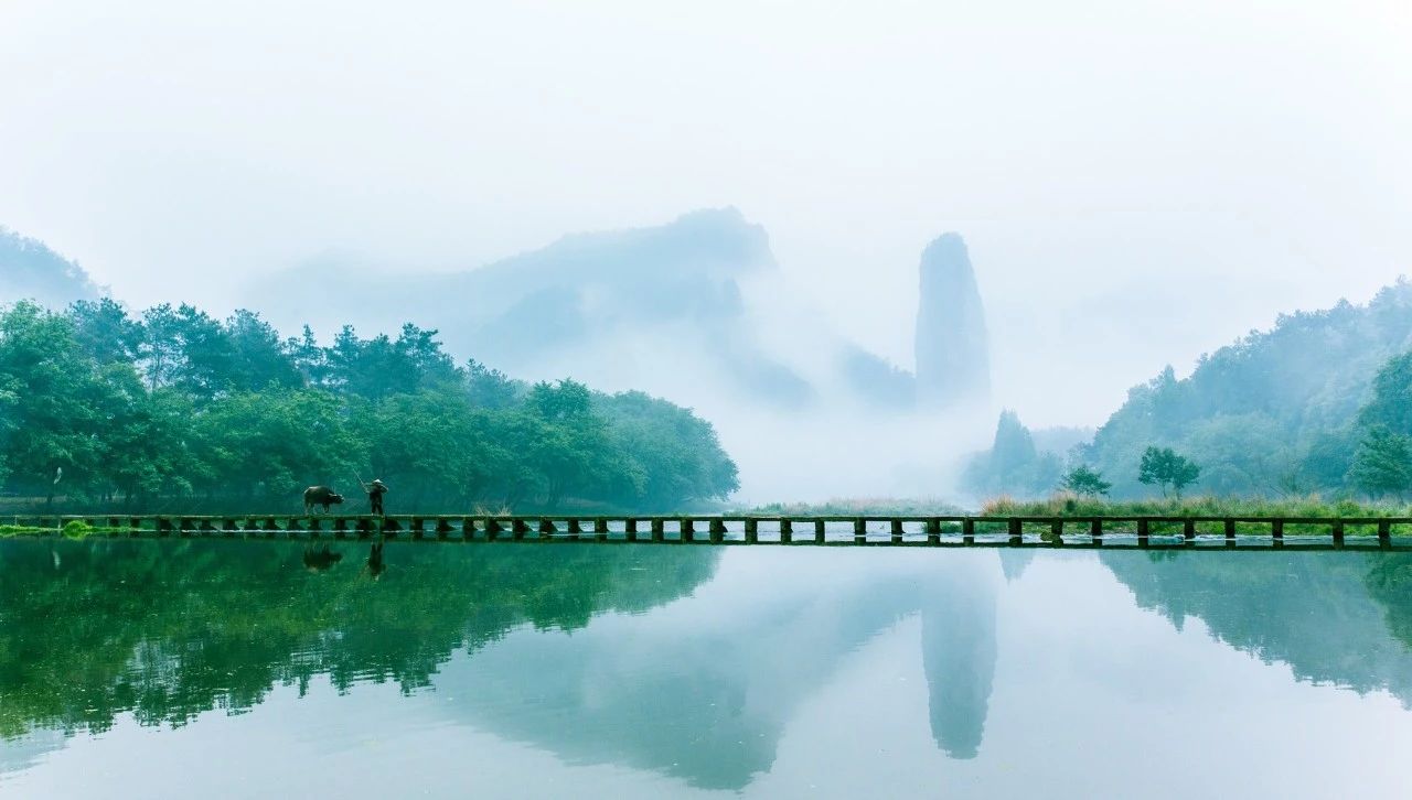 描写美好风景的诗句（风景秀丽的诗句）