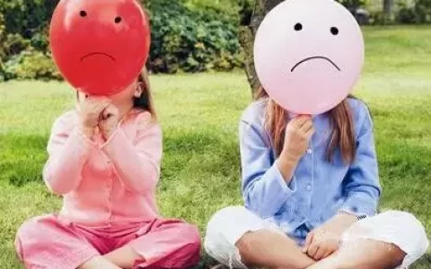 形容情感的词语有哪些（表达情感流露的成语）