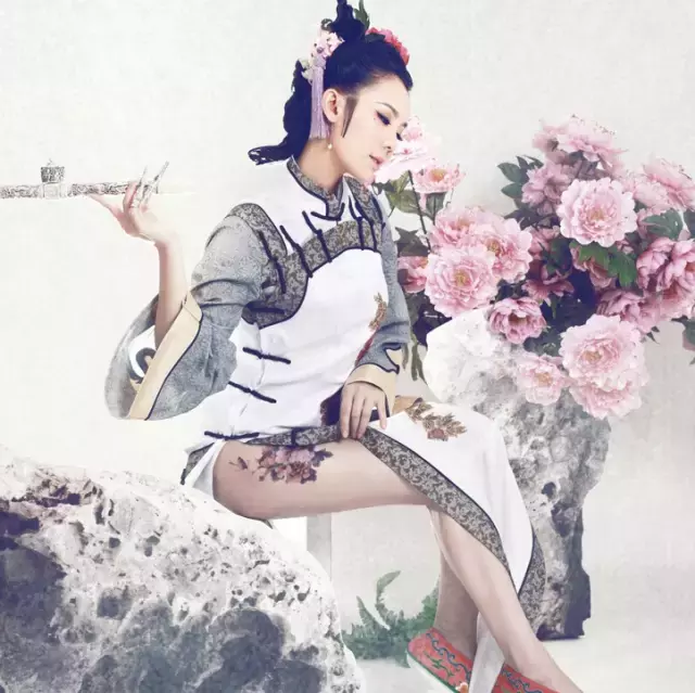 古代歌颂爱情的诗句有哪些（充满古风的10首浪漫情诗）