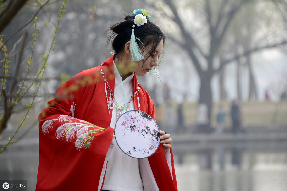 国开头的四字成语有哪些（国字谐音寓意好的成语）