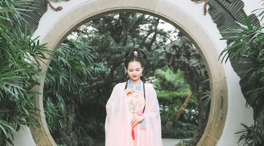 有什么表达想念的诗句（表达思念爱人的诗句）