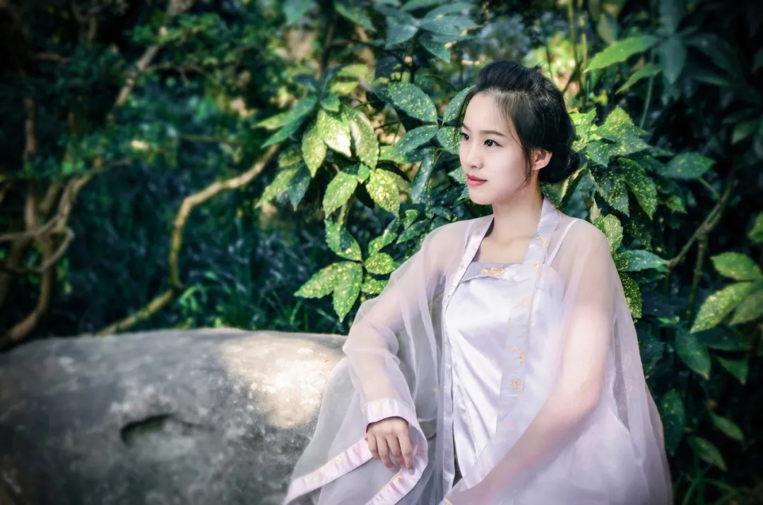 有什么表达想念的诗句（表达思念爱人的诗句）