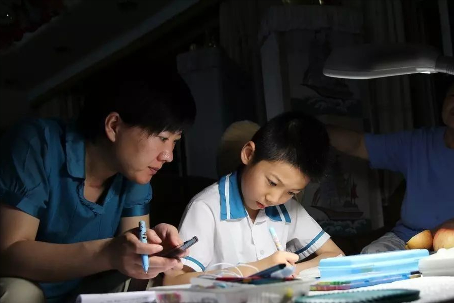 鼓励孩子的话语（正能量激励孩子的话语）