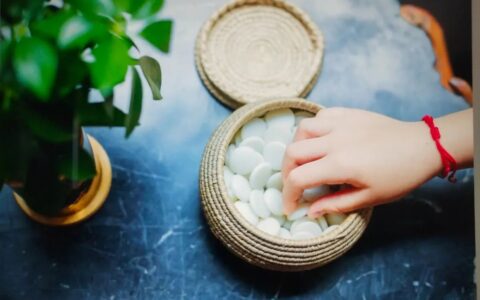 表白诗词经典语录（十首最美告白古诗词）