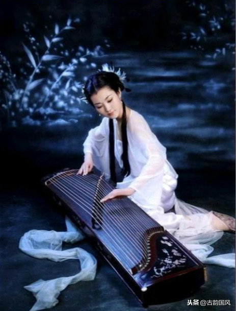 温庭筠的诗代表作（ 温庭筠诗词欣赏）