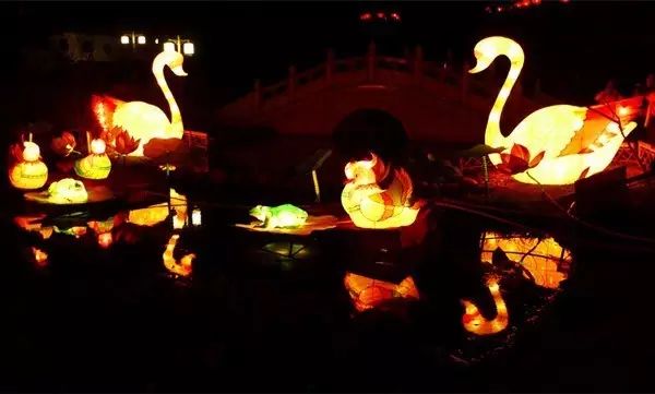 关于正月十五的古诗有哪些（元宵节的诗句古诗）