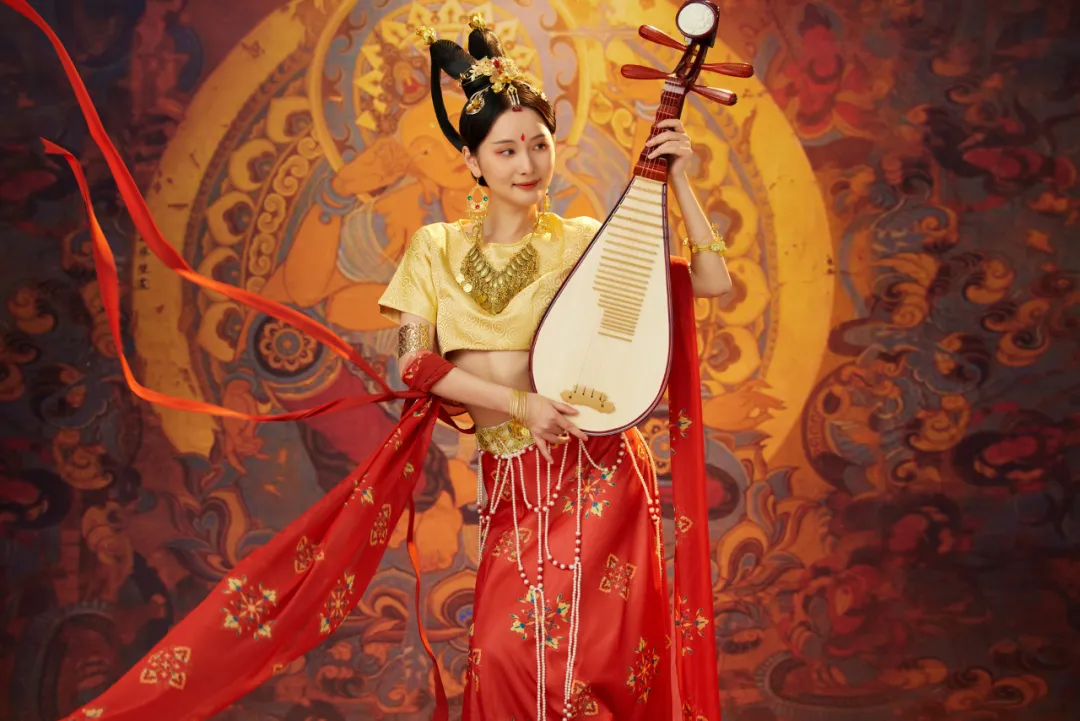 形容人漂亮的成语（描写女人美丽的词语）