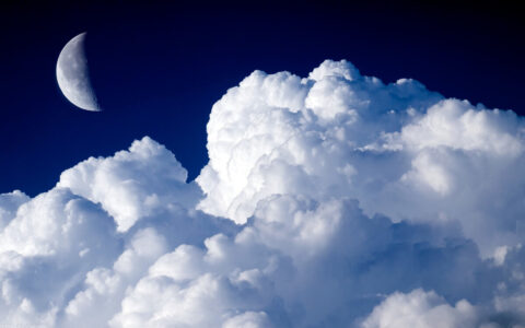 蓝天白云的唯美短句（有一种蓝叫治愈蓝的优美句子）