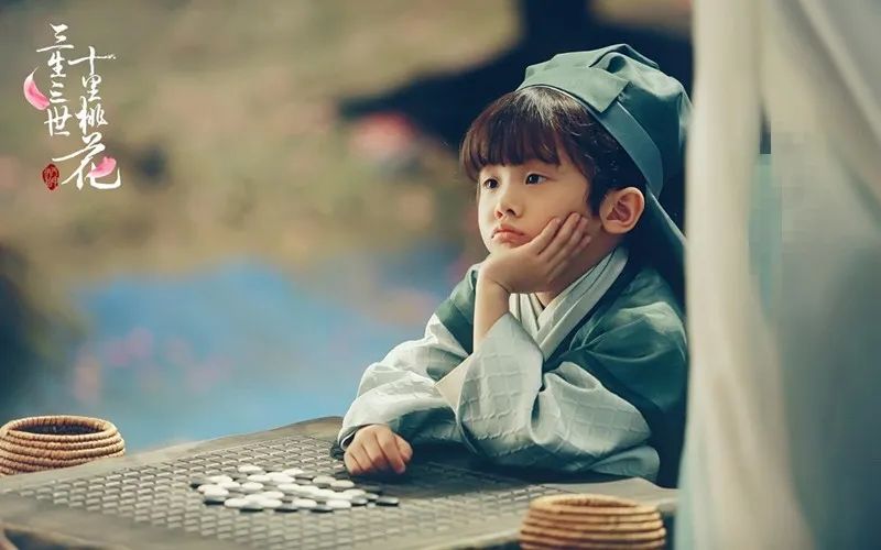 带幽默夸人帅的句子（如何高情商夸赞男人）