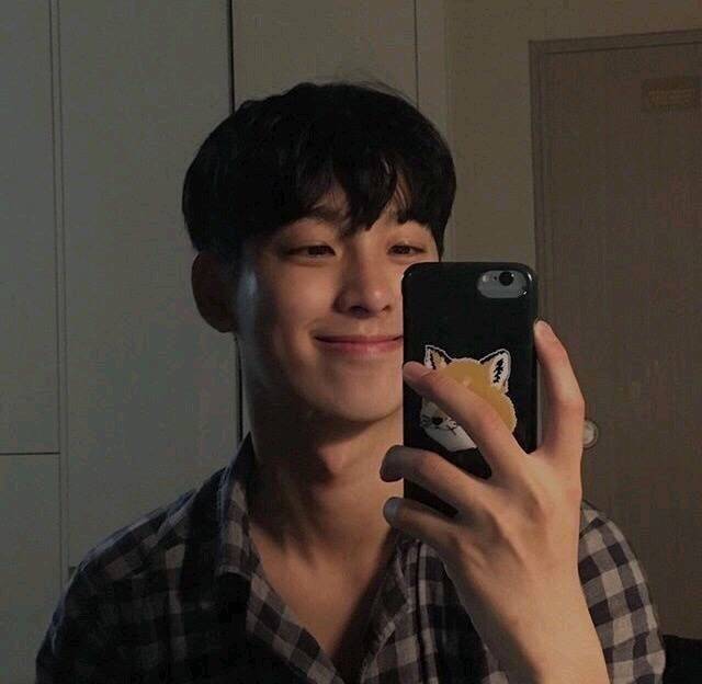 抖音描写男人霸气的句子（男人硬气经典语录）