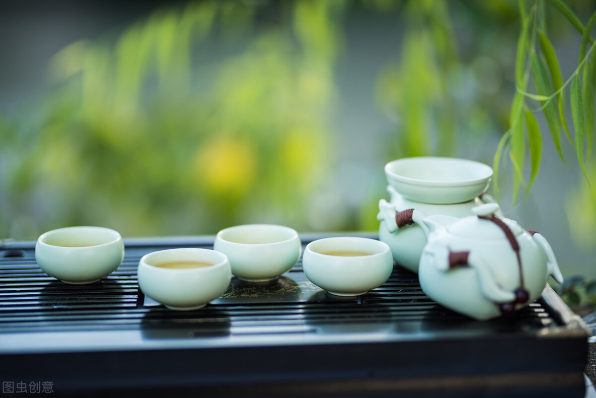 人生就像一场旅行句子（人生旅途哲理感悟简短）