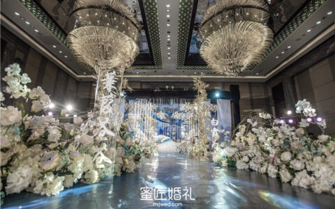 感动老公过生日祝福语怎么写（老公生日如何发朋友圈）