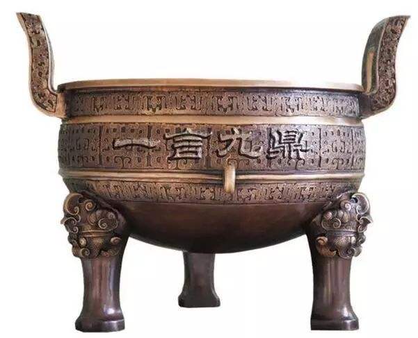 一言九鼎怎么造句（一言九鼎的意思和造句）