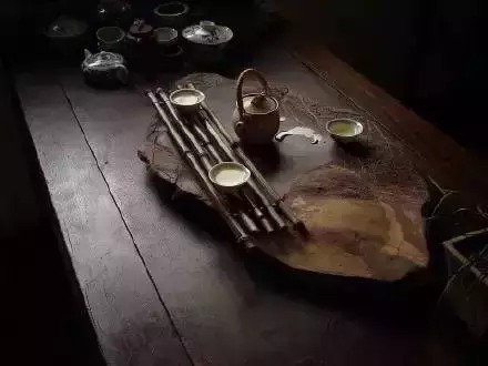 关于喝茶的诗句古文（关于茶的唯美诗句）