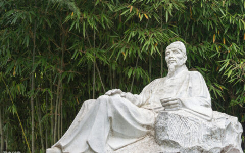 读书破万卷的下一句（唐诗赏析杜甫原文）