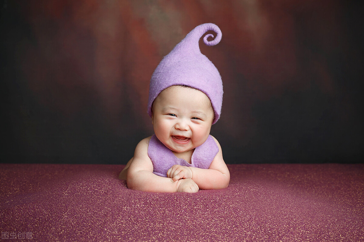 描写儿童生活的诗句（描写儿童天真可爱的诗句）