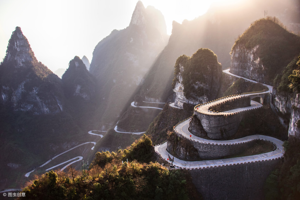 关于山的诗句古诗（十首写山的古诗）