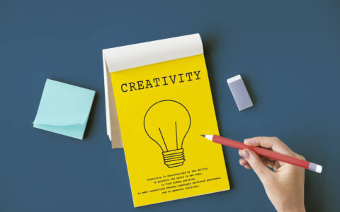 高三励志标语霸气简短（高三冲刺高考励志条幅）