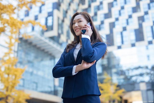 祝福离职同事的简短话（祝离职员工前程似锦的祝福语）