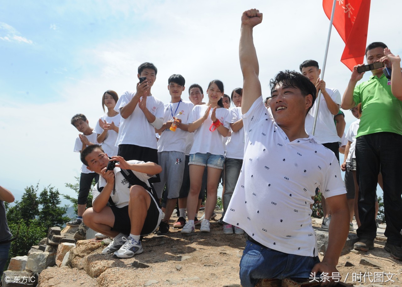 残疾人的励志故事大全（身残志坚人物事例）