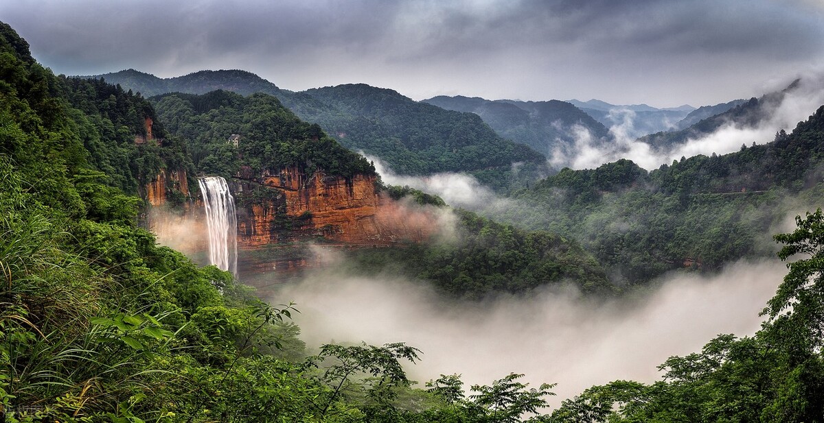 云字开头的成语有哪些（云字寓意很好的成语欣赏）