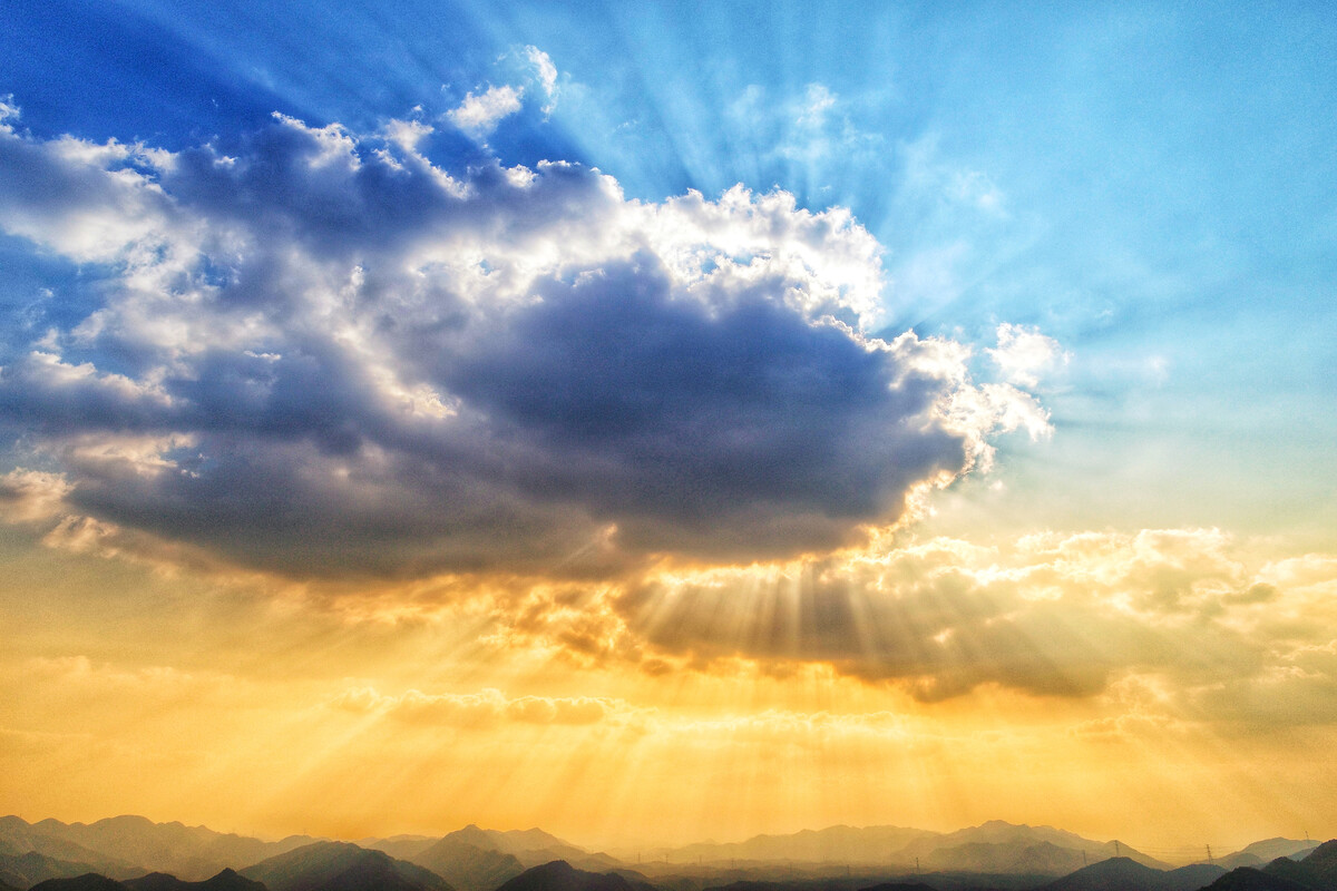 云字开头的成语有哪些（云字寓意很好的成语欣赏）