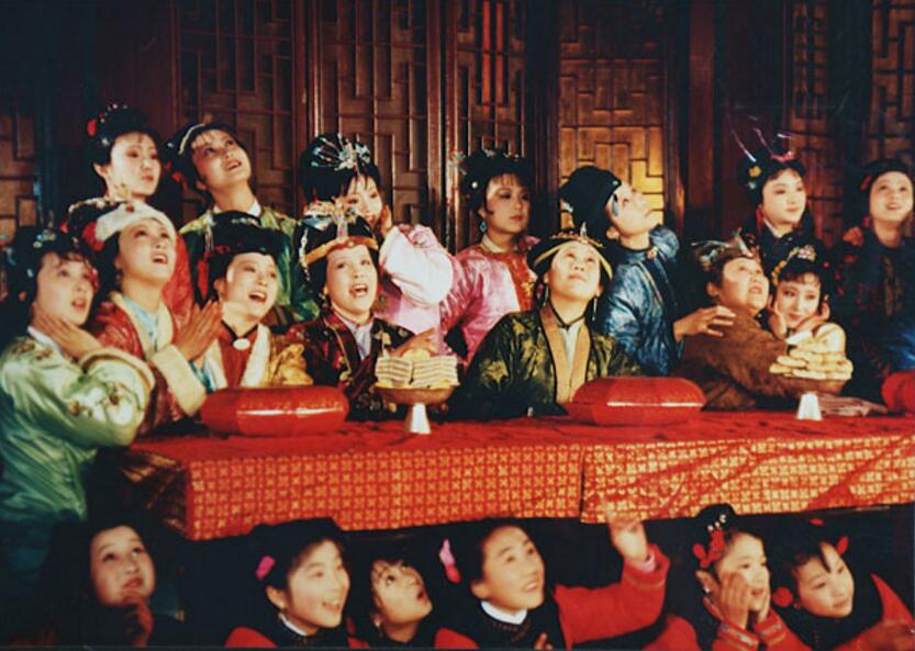 曹雪芹为什么没写完红楼梦就死了（红楼梦隐藏的恐怖秘密你知道吗）