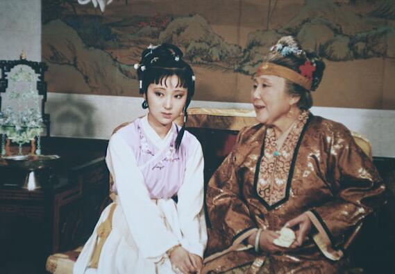 曹雪芹为什么没写完红楼梦就死了（红楼梦隐藏的恐怖秘密你知道吗）